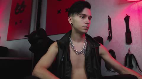 Snapshot of joseph__quinn chatting on 26, 1, 2025 Master Joseph online show from 26, 1, 2025