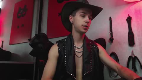 Snapshot of joseph__quinn chatting on 23, 2, 2025 Master Joseph online show from 23, 2, 2025