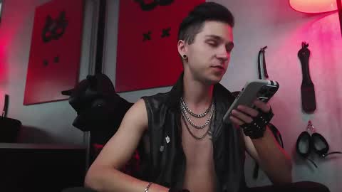 Snapshot of joseph__quinn chatting on 2, 3, 2025 Master Joseph online show from 2, 3, 2025