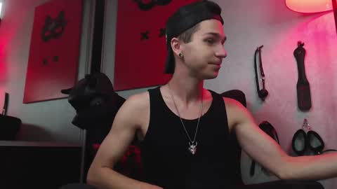 Snapshot of joseph__quinn chatting on 3, 3, 2025 Master Joseph online show from 3, 3, 2025