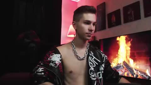 Snapshot of joseph__quinn chatting on 16, 9, 2025 Master Joseph online show from 16, 9, 2025