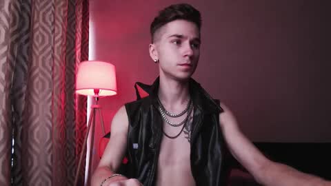 Snapshot of joseph__quinn chatting on 13, 10, 2025 Master Joseph online show from 13, 10, 2025