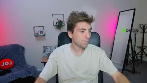 joseph_bear_ online show from 22, 9, 2025