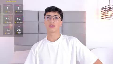 Snapshot of joshclaarktt chatting on 1, 2, 2026 Josh online show from 1, 2, 2026