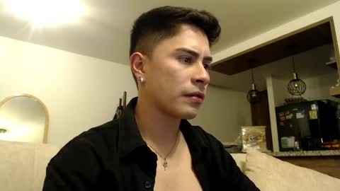 Snapshot of joshonair chatting on 27, 5, 2026 Josh online show from 27, 5, 2026