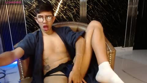 Snapshot of joshua_saenz_ chatting on 11, 4, 2026 joshua_saenz_ online show from 11, 4, 2026