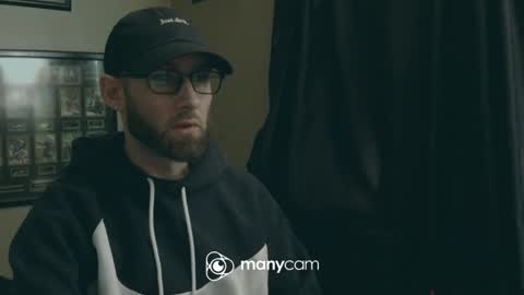 Snapshot of journeman123 chatting on 3, 11, 2025 journeman123 online show from 3, 11, 2025