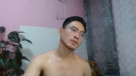 Snapshot of jp_horny1069 chatting on 2, 3, 2026 jp_horny1069 online show from 2, 3, 2026