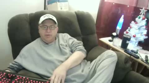 Snapshot of jpmel99 chatting on 15, 12, 2024 jpmel99 online show from 15, 12, 2024