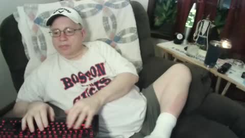 Snapshot of jpmel99 chatting on 9, 2, 2025 jpmel99 online show from 9, 2, 2025