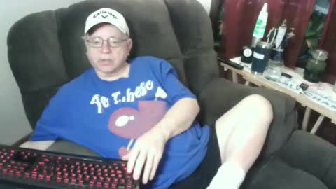 Snapshot of jpmel99 chatting on 23, 2, 2025 jpmel99 online show from 23, 2, 2025