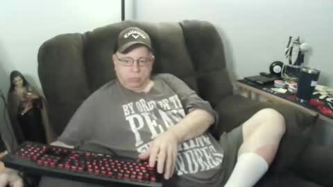 Snapshot of jpmel99 chatting on 12, 10, 2025 jpmel99 online show from 12, 10, 2025