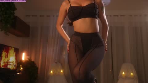 Snapshot of jseductiveart chatting on 1, 11, 2025 Jennifer Diaz online show from 1, 11, 2025