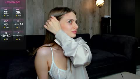 Julia and Julia online show from 29, 12, 2024