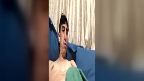juaaan_sebass08122 online show from 5, 7, 2026