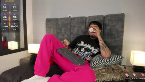 juan_alvarez18 online show from 14, 2, 2026