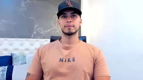 Snapshot of juan_muscle chatting on 28, 10, 2025 juan_muscle online show from 28, 10, 2025