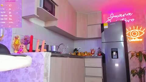 JUANA VALENTINA QUINTERO independent model  ONLY FANS --- Juanaquintero online show from 5, 10, 2025