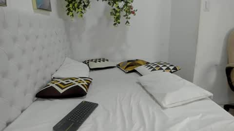 Snapshot of juana_naranjo chatting on 5, 6, 2026 juana_naranjo online show from 5, 6, 2026