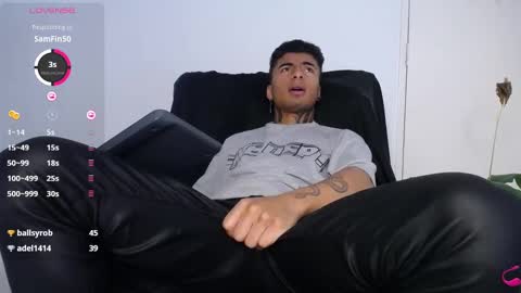 juancamilo66_ online show from 1, 1, 2025