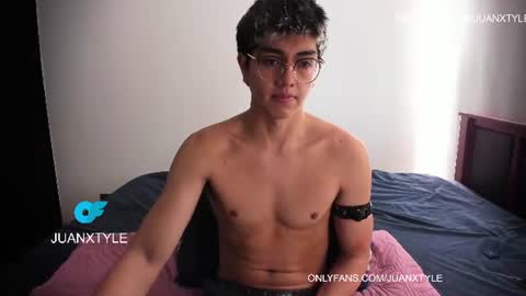 Snapshot of juancamroom chatting on 22, 6, 2026 . online show from 22, 6, 2026
