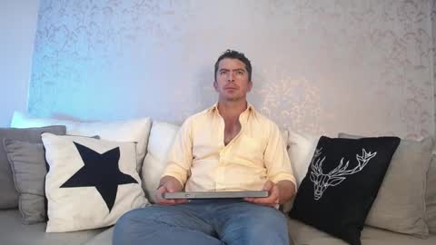 Juan k online show from 3, 10, 2025