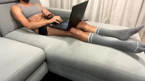 Snapshot of juanxxxo_ chatting on 21, 2, 2025 juanxxxo_ online show from 21, 2, 2025