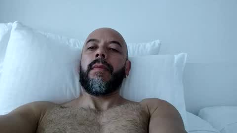 Snapshot of juguetes chatting on 6, 11, 2025 Juan Alcal online show from 6, 11, 2025