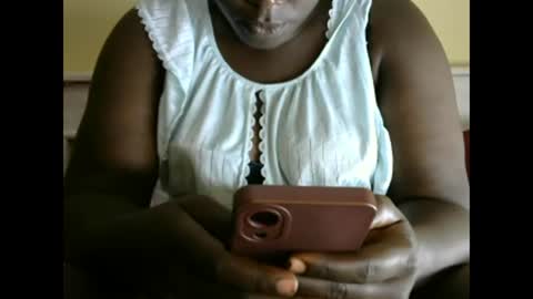 Snapshot of juicy576808 chatting on 2, 12, 2024 zainabu online show from 2, 12, 2024