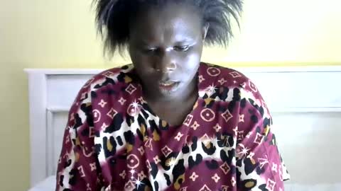 Snapshot of juicy576808 chatting on 22, 12, 2024 zainabu online show from 22, 12, 2024