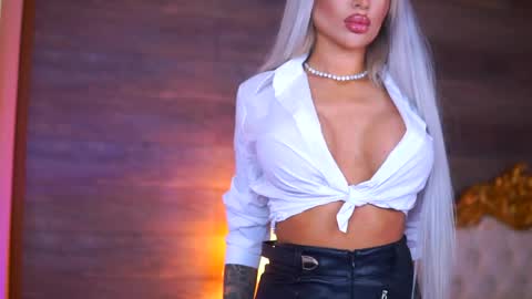 Jessye online show from 8, 4, 2026