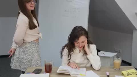 Elza online show from 10, 2, 2026