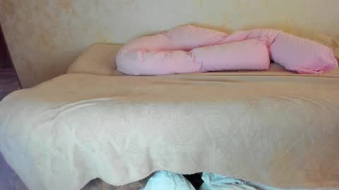 Snapshot of juisykitten chatting on 22, 9, 2025 Anna online show from 22, 9, 2025