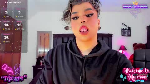 Jujubee online show from 26, 1, 2025