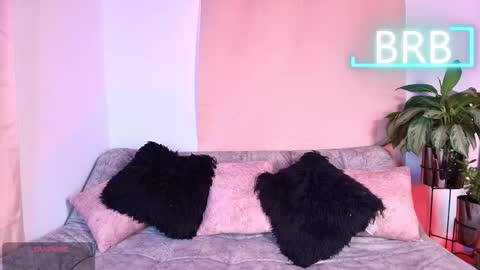 Jules and Gia online show from 15, 2, 2026