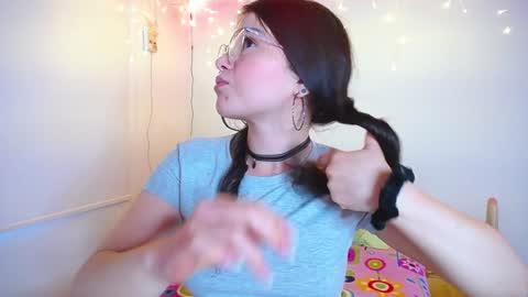 Juliana online show from 5, 1, 2025