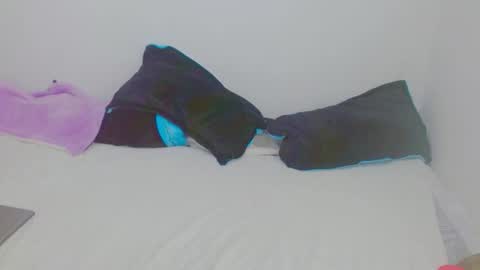  Juliana Torres  online show from 2, 2, 2026