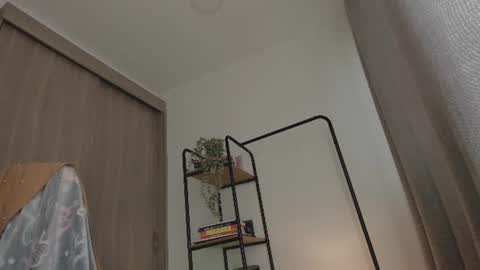 Snapshot of juli_hairy chatting on 4, 8, 2026 Juli Modelo Independiente online show from 4, 8, 2026