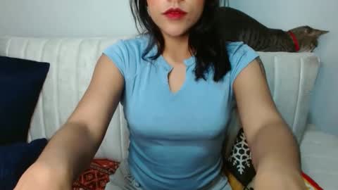 Snapshot of juli_love11 chatting on 4, 12, 2024 JULIETA online show from 4, 12, 2024