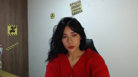 Snapshot of juli_love11 chatting on 27, 12, 2024 JULIETA online show from 27, 12, 2024