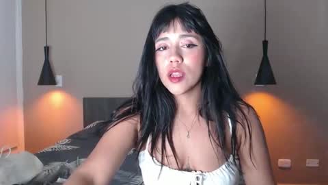 Snapshot of juli_love11 chatting on 17, 12, 2025 JULIETA online show from 17, 12, 2025