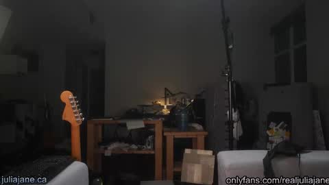Julia Jane online show from 13, 3, 2026