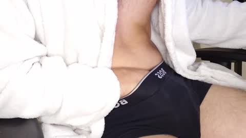 Snapshot of julia_official chatting on 25, 9, 2025 julia_official online show from 25, 9, 2025