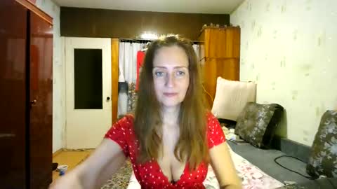 juliaa_foxi online show from 4, 4, 2026