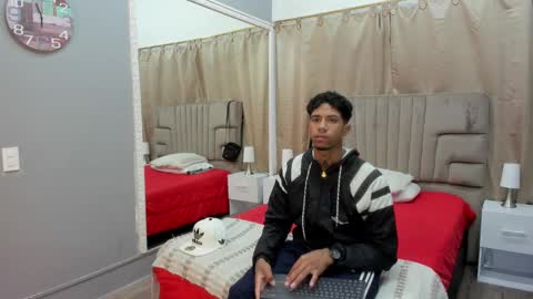 Snapshot of julian_billy chatting on 2, 2, 2025 julian billy online show from 2, 2, 2025