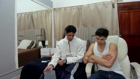 Snapshot of julian_billy chatting on 7, 2, 2025 julian billy online show from 7, 2, 2025