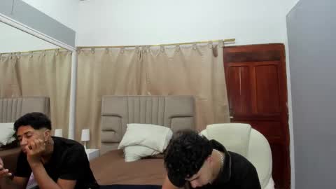 Snapshot of julian_billy chatting on 8, 2, 2025 julian billy online show from 8, 2, 2025