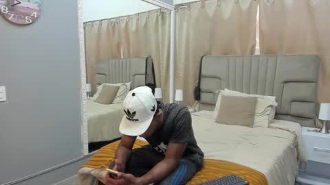 Snapshot of julian_billy chatting on 10, 3, 2025 julian billy online show from 10, 3, 2025