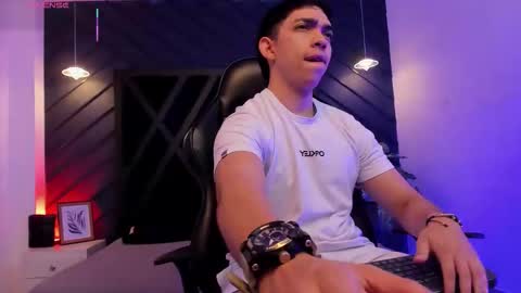 Snapshot of julian_mercier chatting on 13, 1, 2026 JULIAN online show from 13, 1, 2026