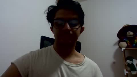 Snapshot of julian_mora7 chatting on 5, 11, 2025 Julian Mora online show from 5, 11, 2025